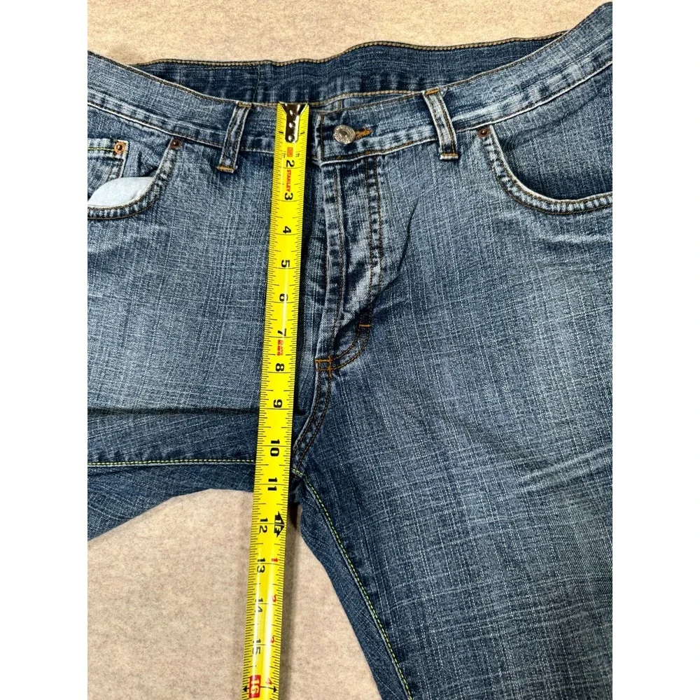 Levis 501 Straight Jeans Mens 36x32 Blue Denim Medium Wash‎ Mid Rise Button Fly